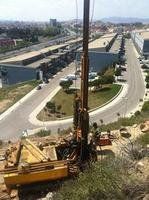 Étude géotechnique pour la stabilisation d'une pente sur la rue Acer au carré Plaça Les Guixeres de Badalona.