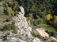 Étude des risques géologiques d'une crête rocheuse à Sellui à Lleida.